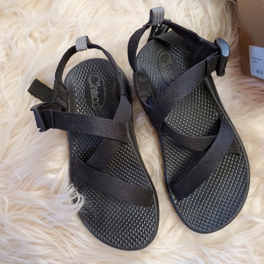 🆕️BOYS CHACO SANDAL🆕️
